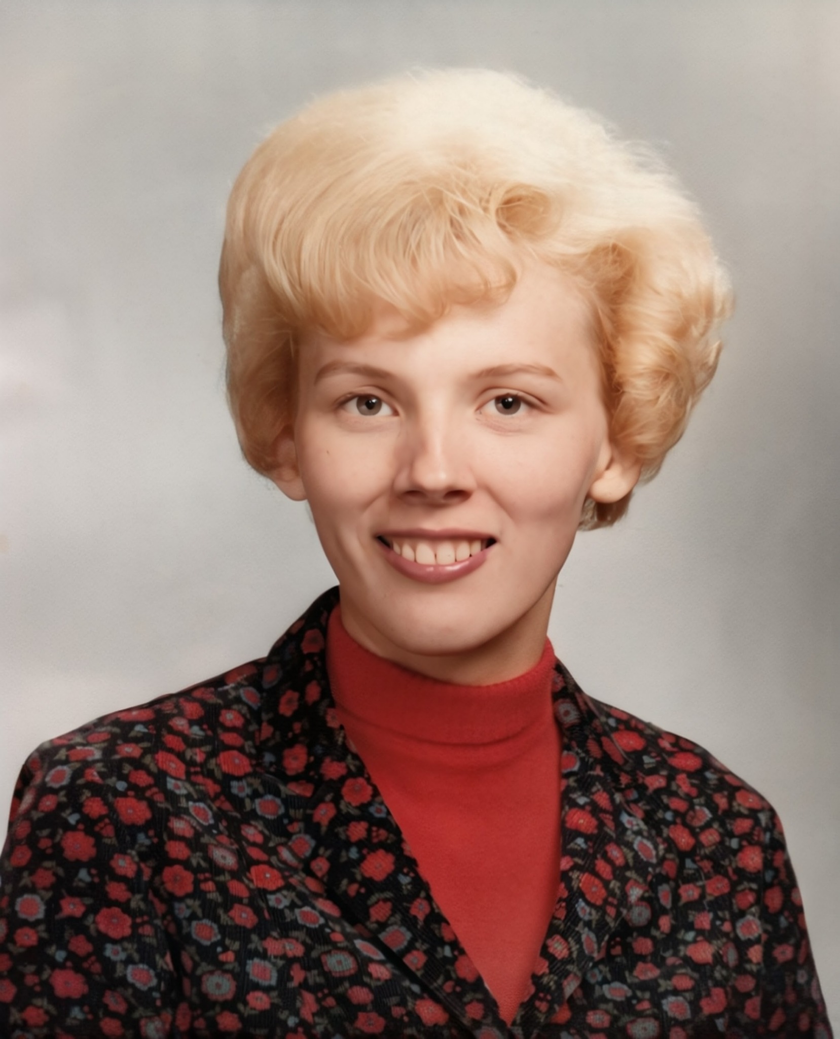 Formal portrait of Eva Sharon Wirsig